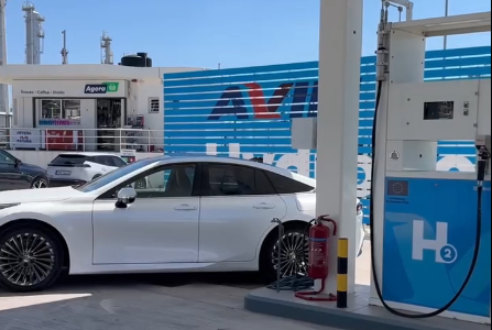 ΣΕ ΣΥΝΕΡΓΑΣΙΑ ΜΕ ΤΗ MOTOR OIL, ΠΑΡΑΔΟΘΗΚΕ ΑΥΤΟΚΙΝΗΤΟ ΥΔΡΟΓΟΝΟΥ ΣΤΟ ΔΗΜΟ
